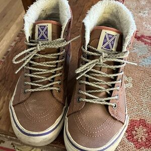 Vans women’s winter shoes